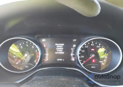 2019 Jeep Compass Limited Fwd z USA, uszkodzony, nr VIN 3C4NJCCB9KT660092